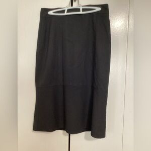 Tahari Black midi Skirt